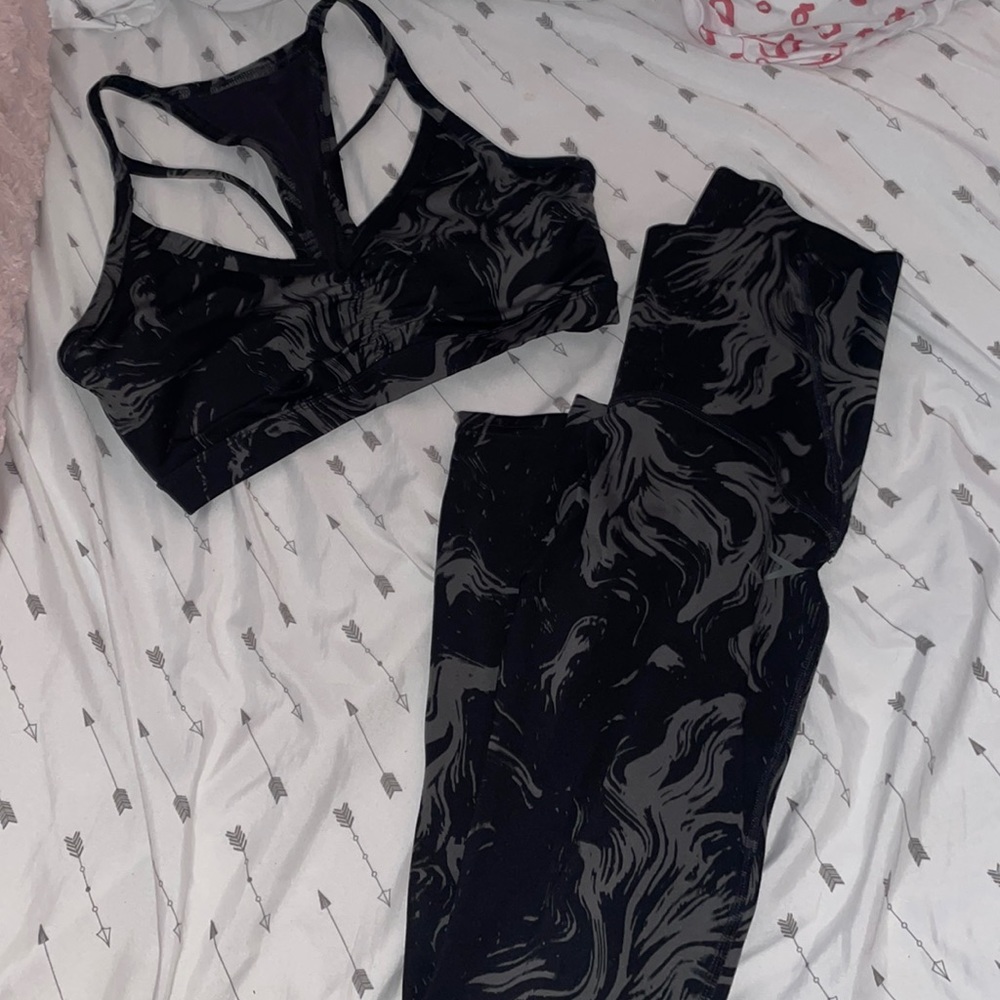 Gymshark GS Power Outfit size small in both pieces